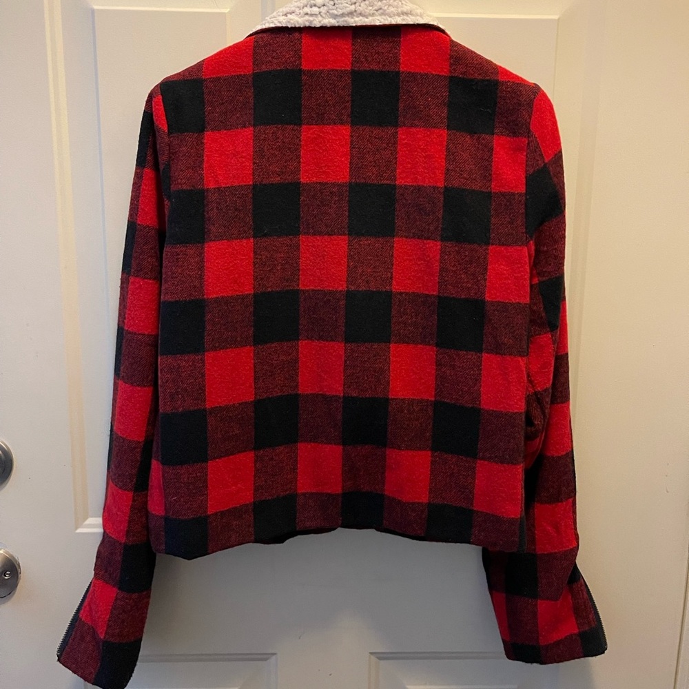 Dee Elle Plaid Jacket from Buckle..!!! - Picture 4 of 4